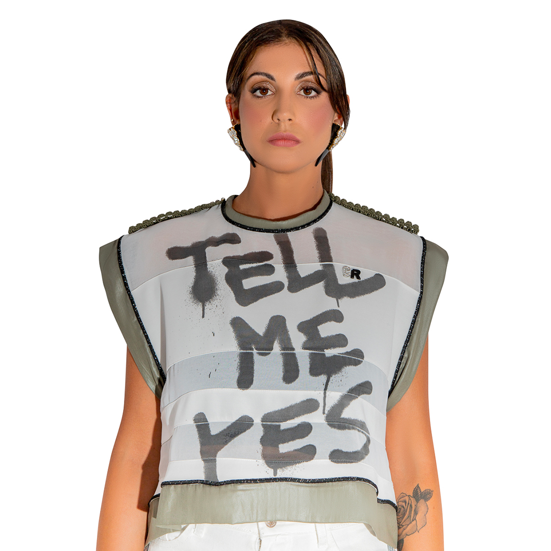 “Tell me yes” shirt